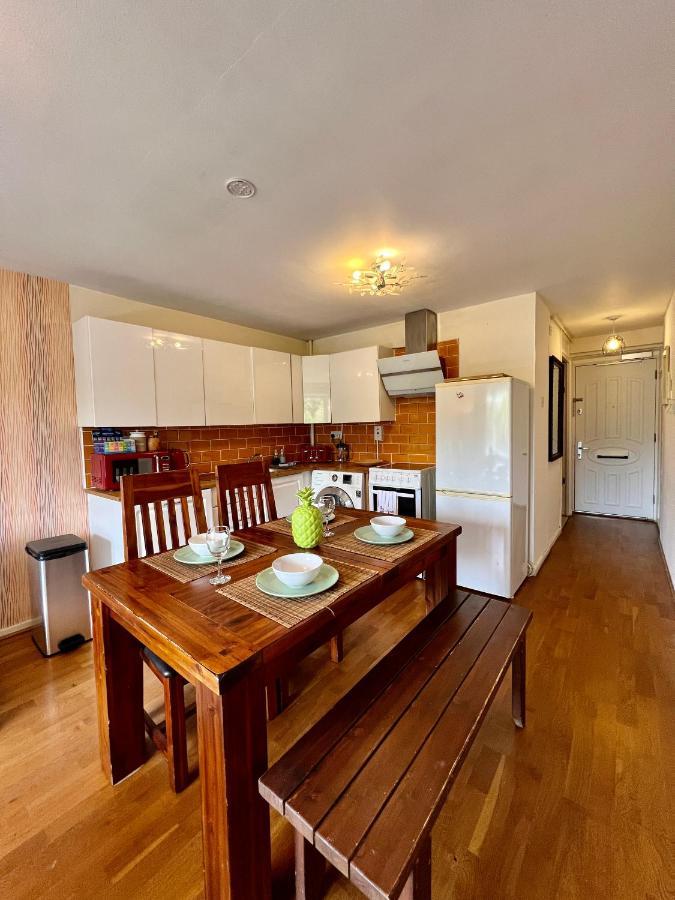 Great 2 Bedrooms Apartment 15 Mins From The Centre Londres Exterior foto